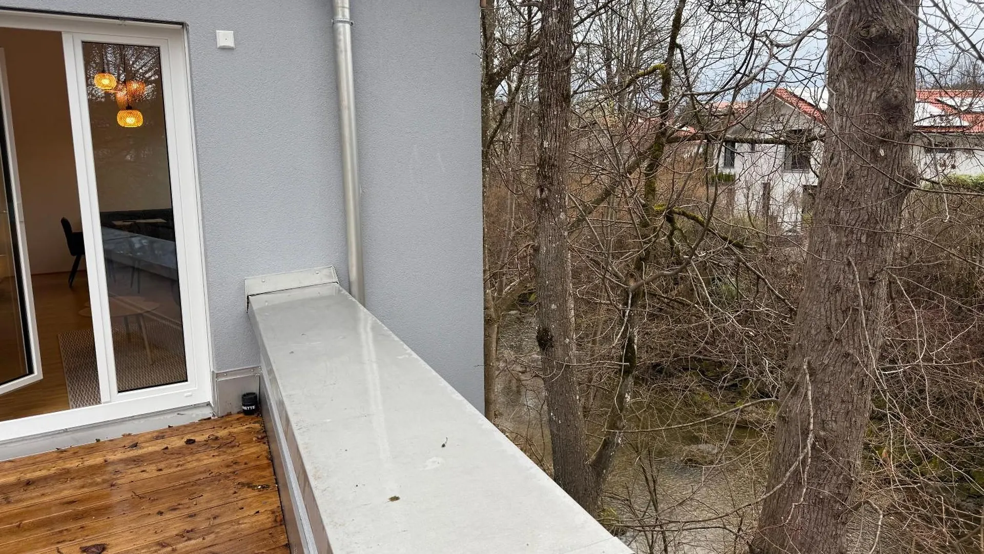 Flussperle Miesbach - Erholung Pur Direkt An Der Schlierach - Dachterrasse Mit Grill, Kostenloses Parken Apartment